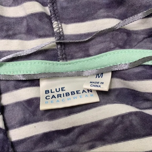 Blue Caribbean Striped Cover Up 🌺 - Picture 4 of 5